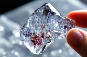 日本的人工晶体好吗？深入解析其优势与选择建议